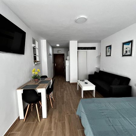 Ver7 - Estudio, Wifi, Fire Stick Amazon, Terraza, Vistas Al Mar, Piscina Torremolinos Exterior photo