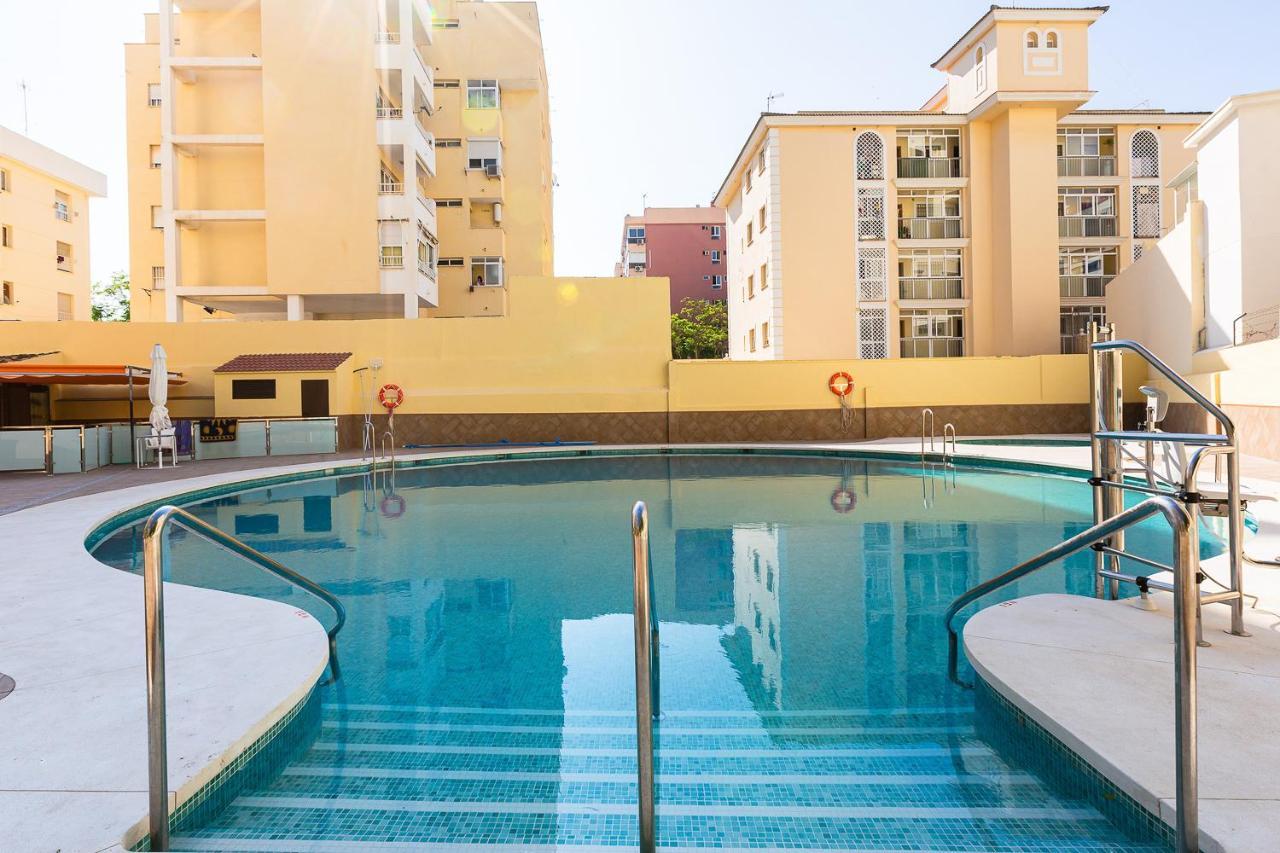 Ver7 - Estudio, Wifi, Fire Stick Amazon, Terraza, Vistas Al Mar, Piscina Torremolinos Exterior photo